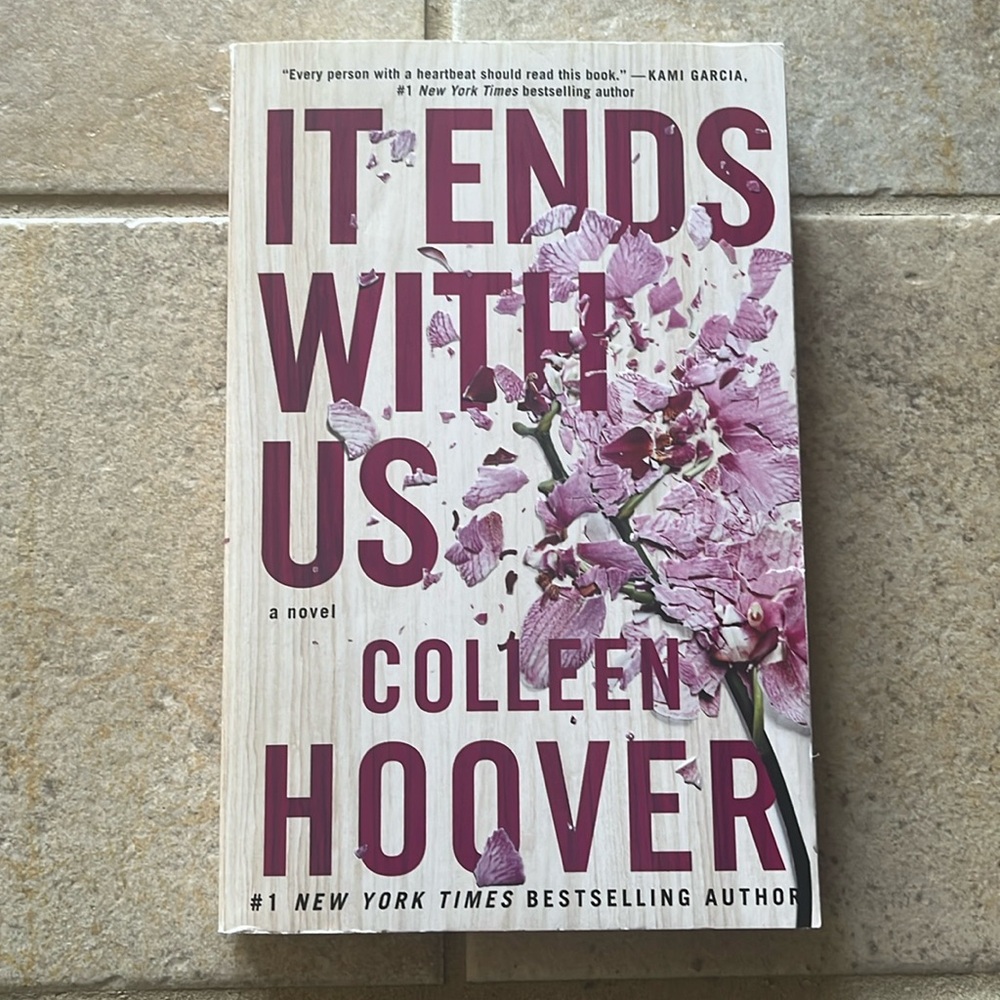 COLLEEN HOOVER’ best selling book, “It Ends With Us”!
